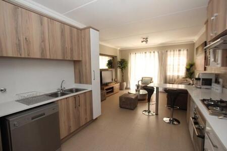 2 Bedroom Apartment in Florauna