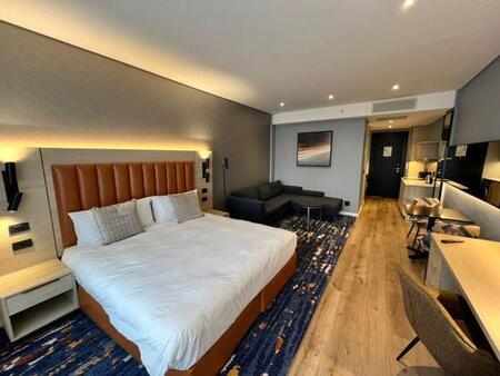 1 Bedroom Apartment in Benmore Gardens