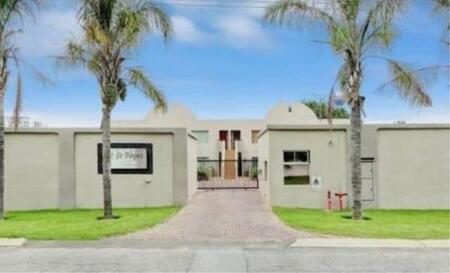 1 Bedroom Apartment in Sandton Central