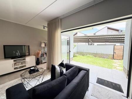 2 Bedroom Townhouse in Bryanston