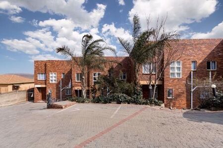 2 Bedroom Apartment in Winchester Hills