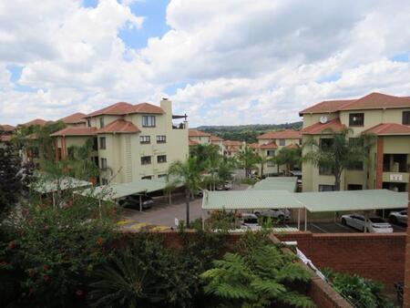 2 Bedroom Apartment in Sunninghill