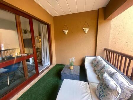 2 Bedroom Apartment in Douglasdale