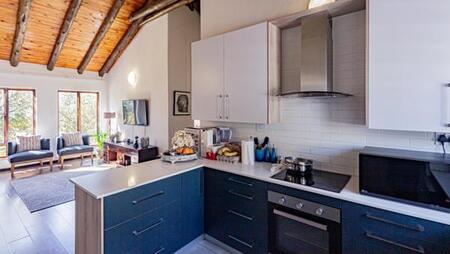 2 Bedroom Apartment in Paulshof