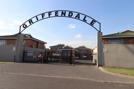 2 Bedroom Duplex in Edleen