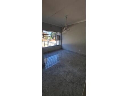 3 Bedroom House in Van Riebeeck Park