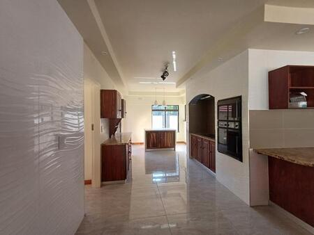 5 Bedroom House in Bedfordview