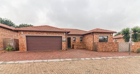 3 Bedroom House in Jansen Park