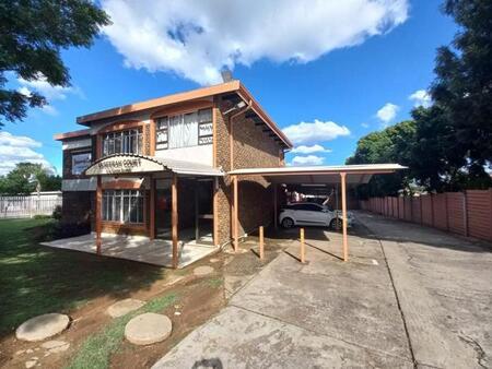 2 Bedroom Apartment in Erasmia