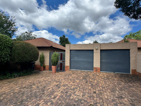 3 Bedroom Townhouse in Eldoraigne