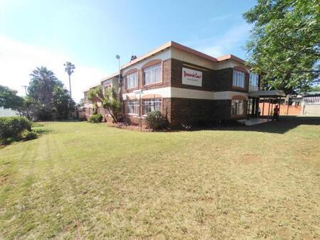 2 Bedroom Apartment in Erasmia