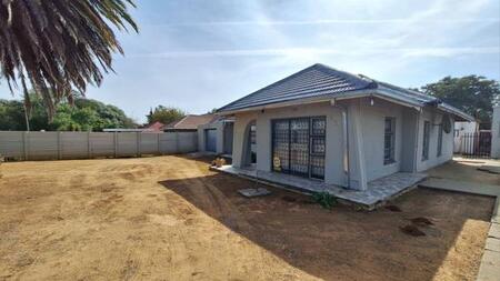 3 Bedroom House in Bedelia