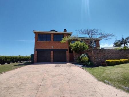 4 Bedroom House in Cove Rock