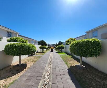 1 Bedroom House in Humewood