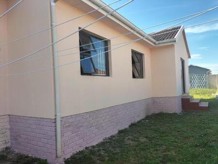 3 Bedroom House in Amalinda