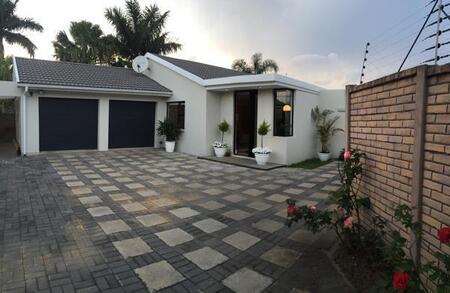 3 Bedroom House in Bonnie Doone