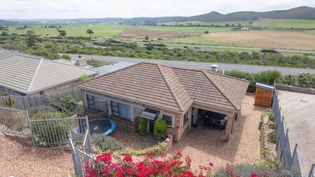 3 Bedroom House in Reebok