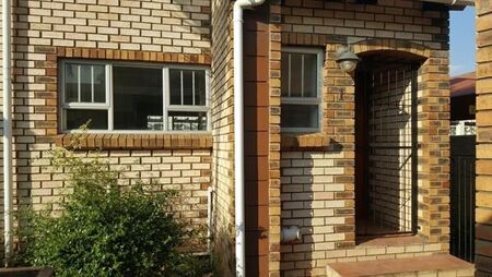 2 Bedroom Apartment in George Central