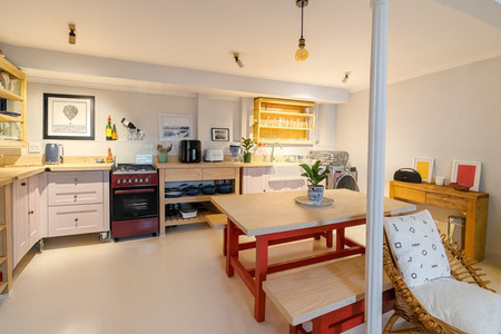 1 Bedroom Apartment in Simons Town