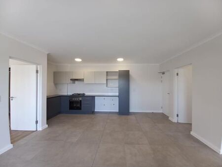 2 Bedroom Apartment in Burgundy Estate