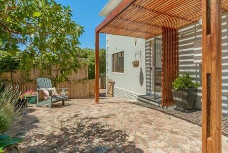 1 Bedroom House in Fish Hoek