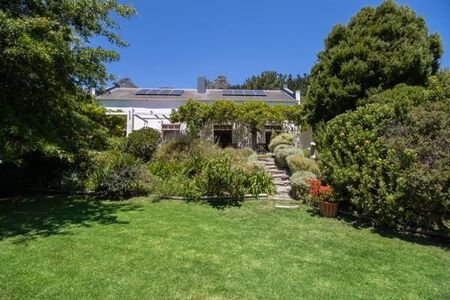 4 Bedroom House in Hout Bay and surrounds