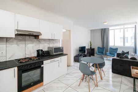 1 Bedroom Apartment in Cape Town City Centre