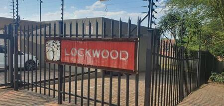 1 Bedroom Flat in Valencia Park