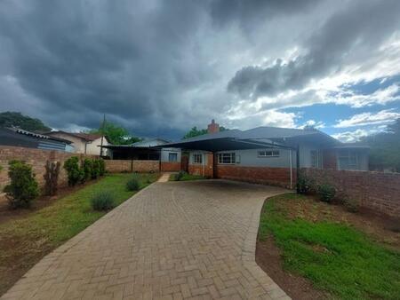 1 Bedroom Apartment in Lydenburg