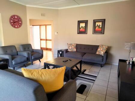 3 Bedroom House in Meer En See