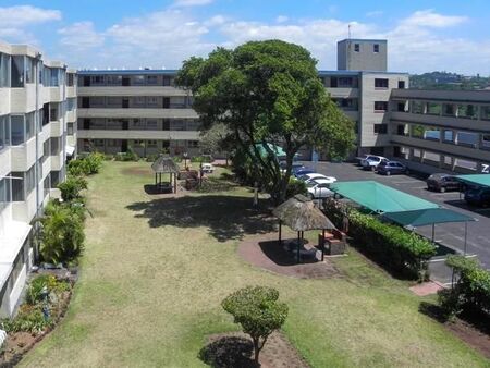 1 Bedroom Apartment in Amanzimtoti