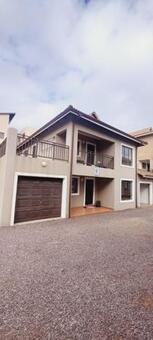 3 Bedroom Townhouse in Winklespruit