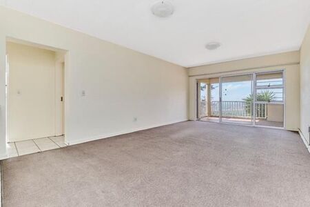 2 Bedroom Apartment in Kloofendal