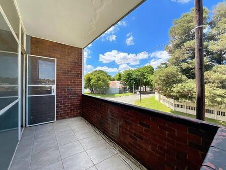 2 Bedroom Apartment in Florida Lake