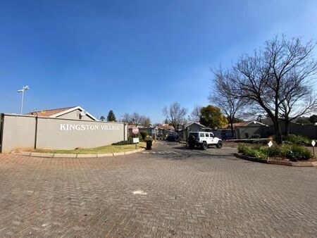 2 Bedroom Apartment in Weltevreden Park