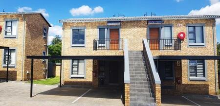 1 Bedroom Apartment in Grobler Park