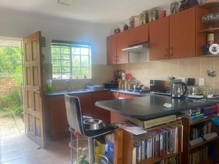 2 Bedroom Simplex in Honeydew