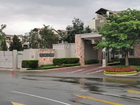 1 Bedroom loft apartment to rent in Lonehill, Sandton