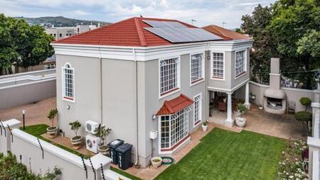 3 Bedroom House in Brooklyn