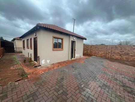 2 Bedroom House in Theresapark