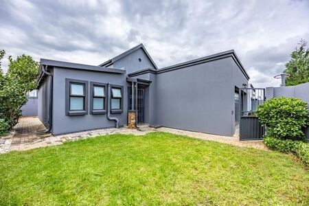 3 Bedroom House in Montana Park