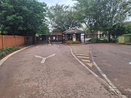 2 Bedroom Townhouse in Theresapark