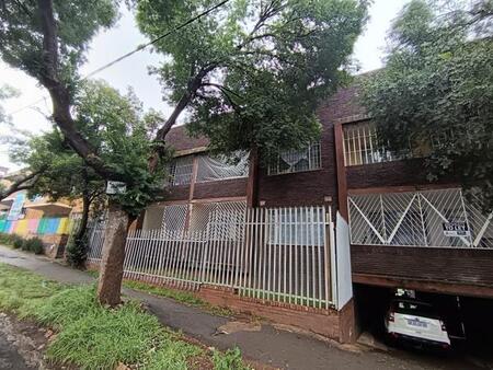 1 Bedroom Apartment in Yeoville