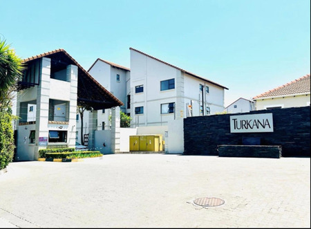 2 Bedroom Apartment in Sunninghill