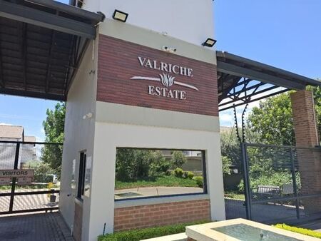 3 Bedroom Cluster in Broadacres