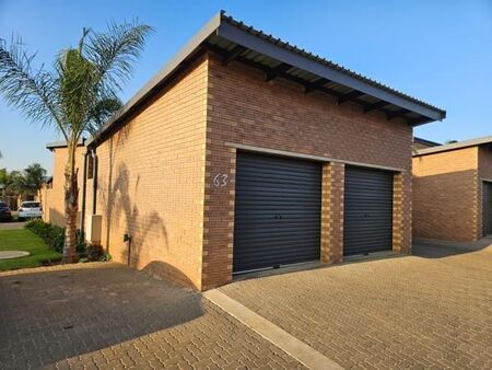 3 Bedroom Townhouse in Glen Marais