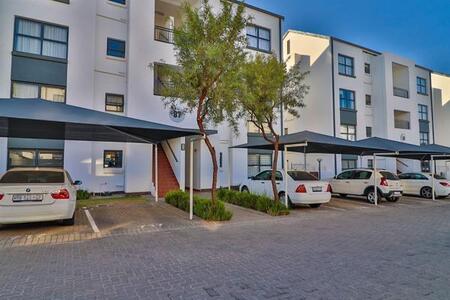 2 Bedroom Apartment in Greenstone Hill