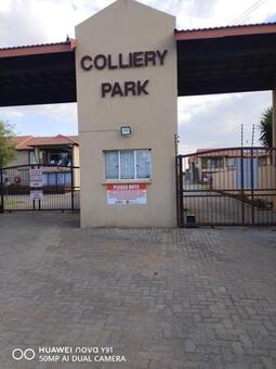 2 Bedroom Apartment in Rand Collieries