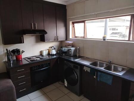 2 Bedroom Flat in Helderwyk