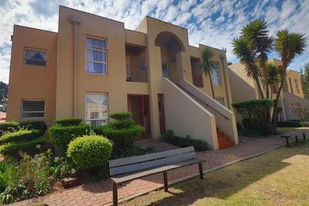 2 Bedroom Apartment in Brackendowns
